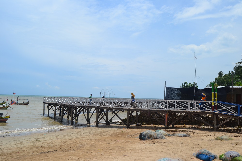 Outbound pantai kelapa tuban