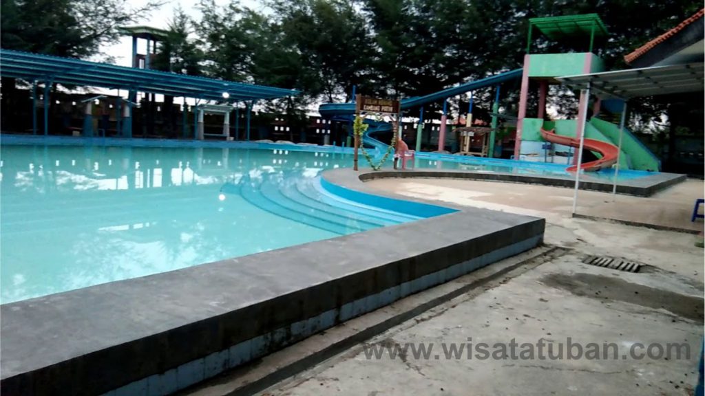 wisata kambang putih tuban